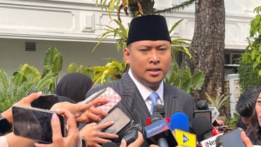 6a609193282b9-kepala-bgn-sudaryono-di-kompleks-istana-kepresidenan_gemini_375_211